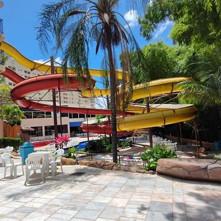 Golden Dolphin Gd - Suite 4 Adultos E 1 Crianca Ate 5 Anos カルダス・ノバス エクステリア 写真